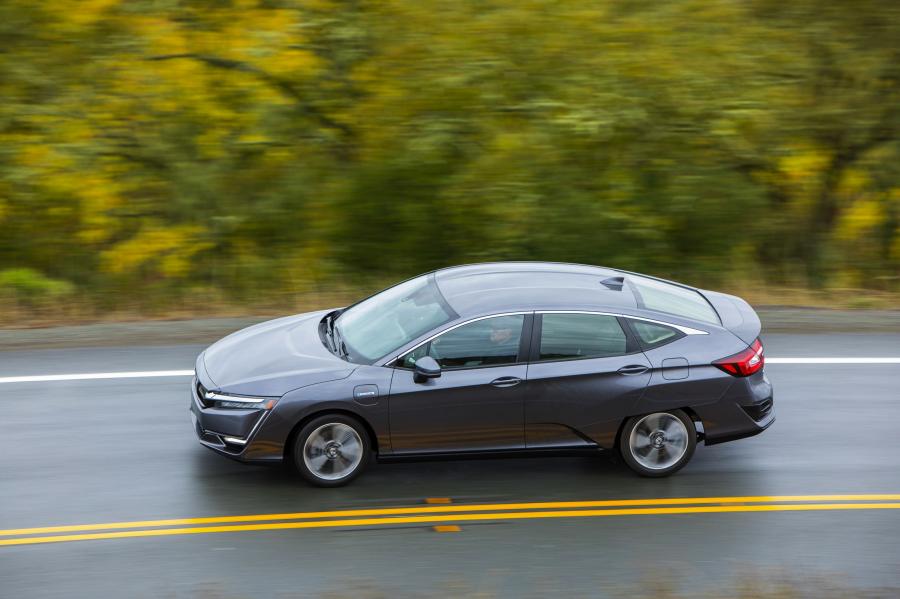  Honda Clarity Plug-In Hybrid 2017 года  (NA) (фото 52 из 84)
